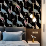 Papier peint ancien avec motifs d'oiseaux colorés