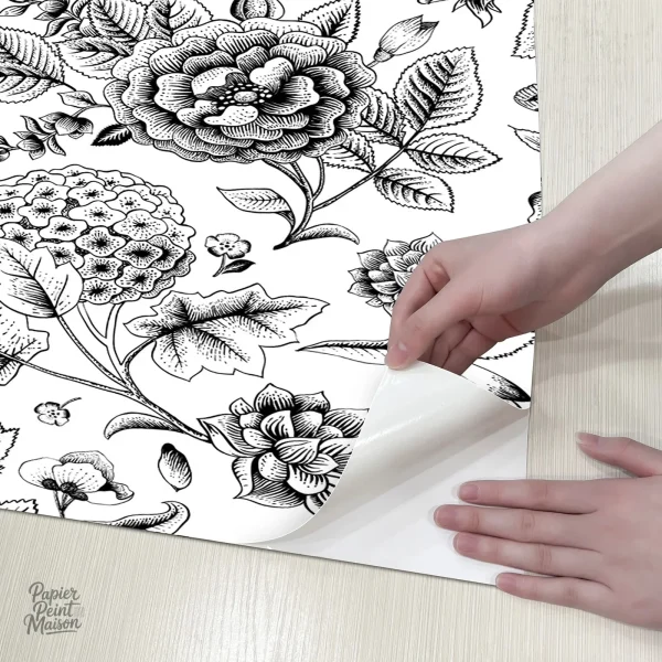 Papier peint fleuri pour une touche rétro dans votre déco