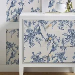 Motifs fleuris vibrants pour embellir vos murs