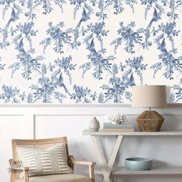 Papier peint à motifs floraux, idéal pour un intérieur chaleureux