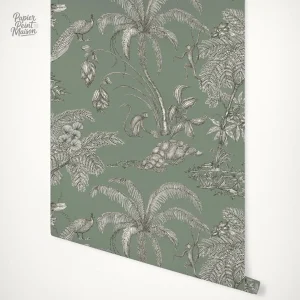 Papier peint jungle avec motifs d'animaux exotiques et végétation